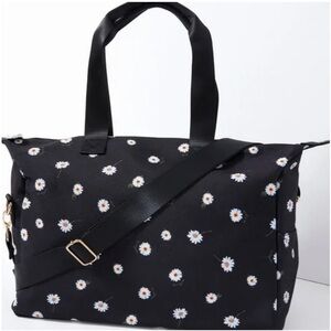 ALICE + OLIVIA DAISY PRINT DUFFLE TRAVEL BAG